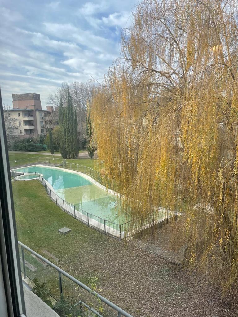 Pilar - Hosp Austral-universidades * Pilar (Buenos Aires)